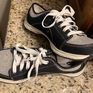 Dr Scholls Memory Foam Cool Fit Shoes